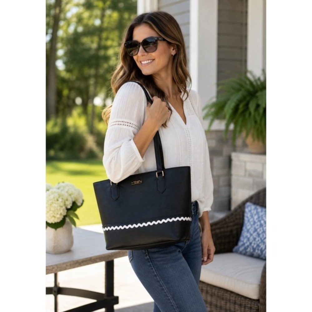 Kate Spade New York Laurel Way Ric Rac Tote Shoulder Bag Leather Designer Purse